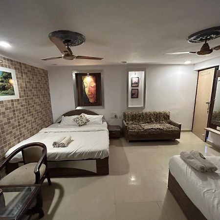 The Peach Tree Rooms Mount Abu Eksteriør bilde