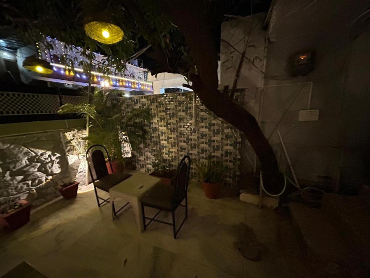 The Peach Tree Rooms Mount Abu Eksteriør bilde