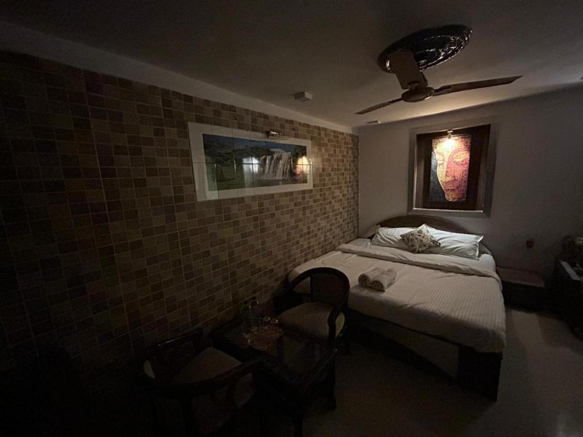 The Peach Tree Rooms Mount Abu Eksteriør bilde
