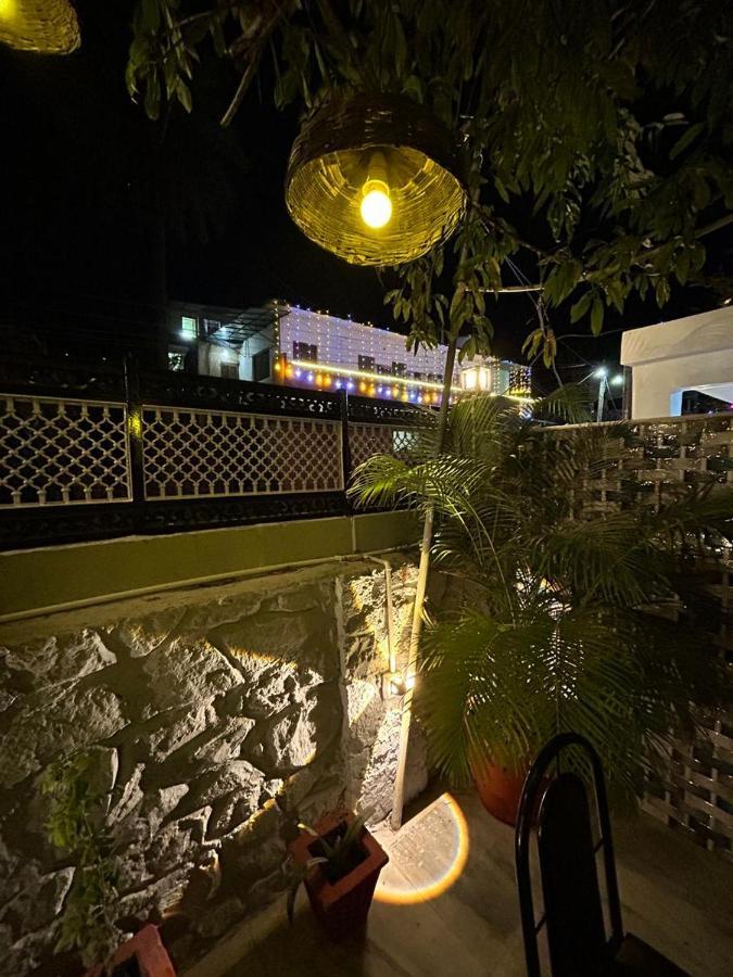 The Peach Tree Rooms Mount Abu Eksteriør bilde