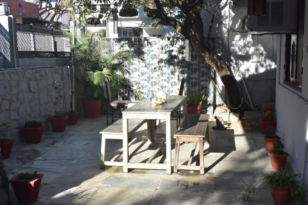 The Peach Tree Rooms Mount Abu Eksteriør bilde